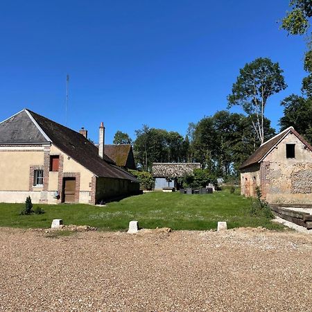 Gîte à la ferme de Sainte Radegonde Lanneray Esterno foto