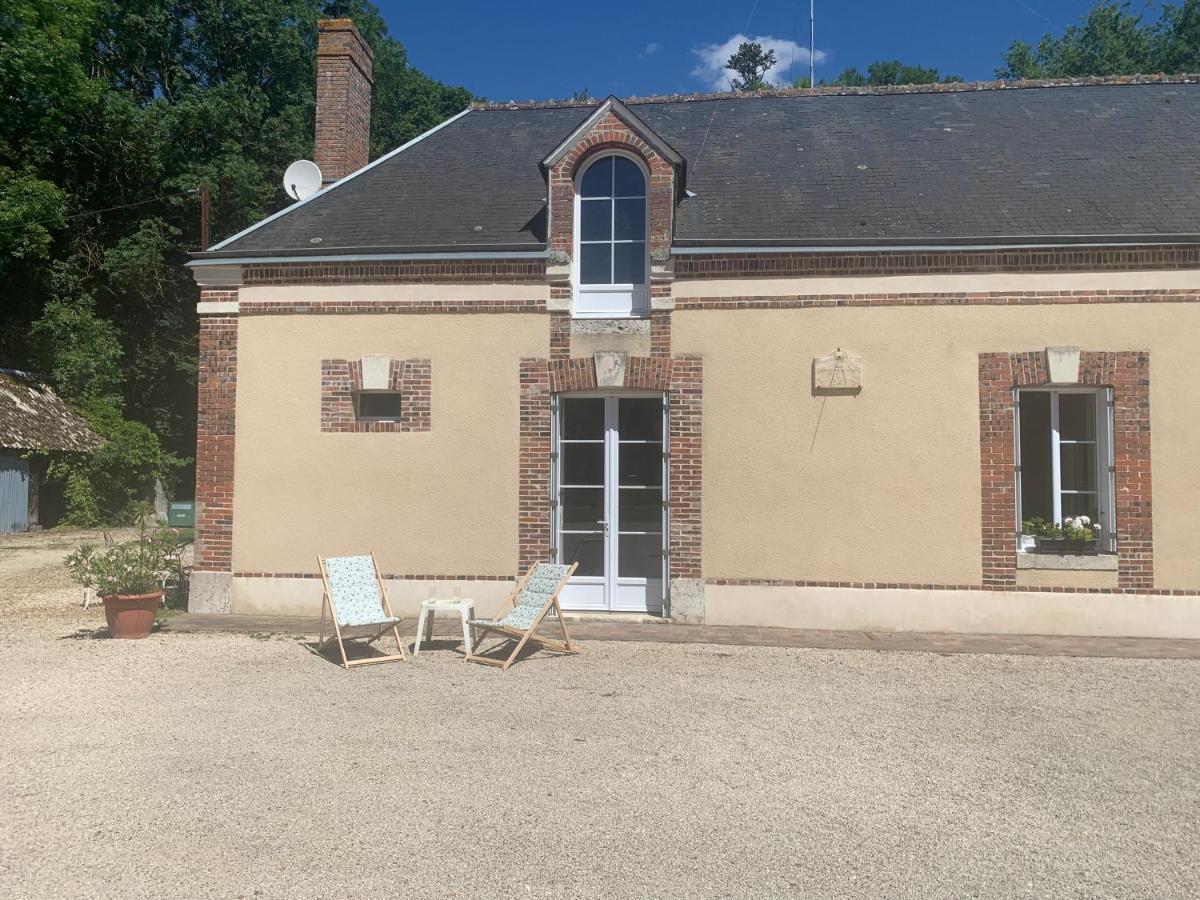 Gîte à la ferme de Sainte Radegonde Lanneray Esterno foto